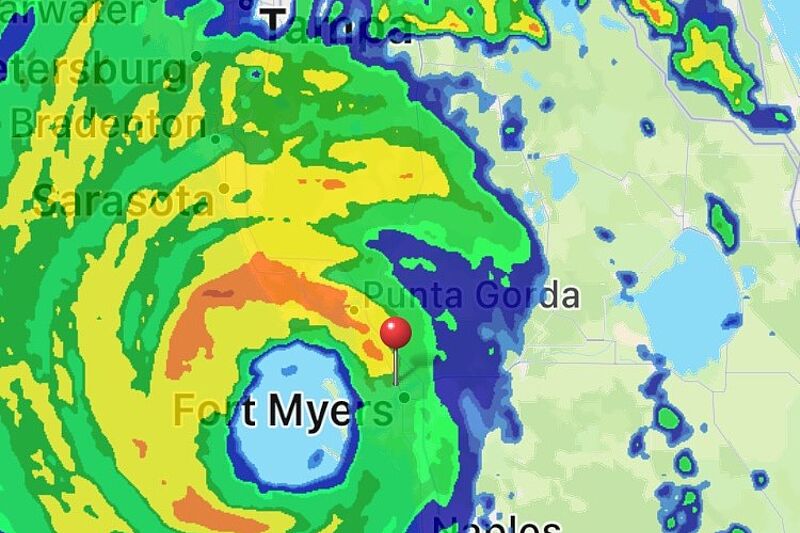 radar image showing hurricane over fort myers