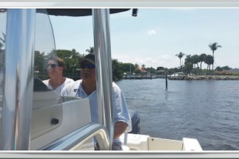 joe vari driving boat