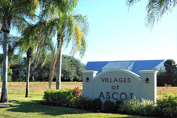 Condo in Fort Myers