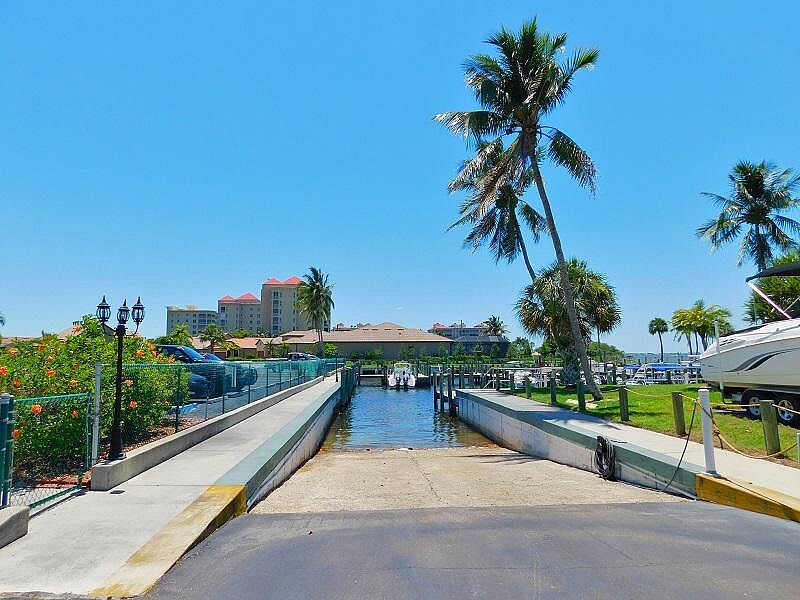 Waters Edge Brighton Realty and Management